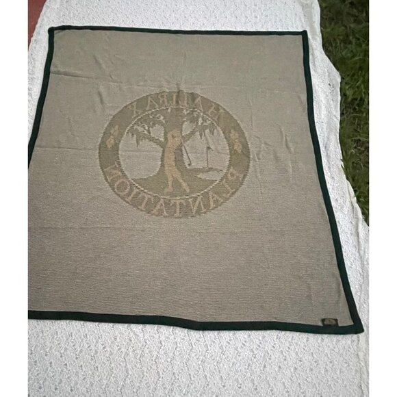 HALIFAX PLANTATION Logo Knits Blanket White Green 67x63 - Picture 2 of 9